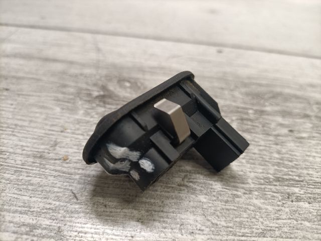 bontott OPEL ZAFIRA A Bal hátsó Ablakemelő Kapcsoló