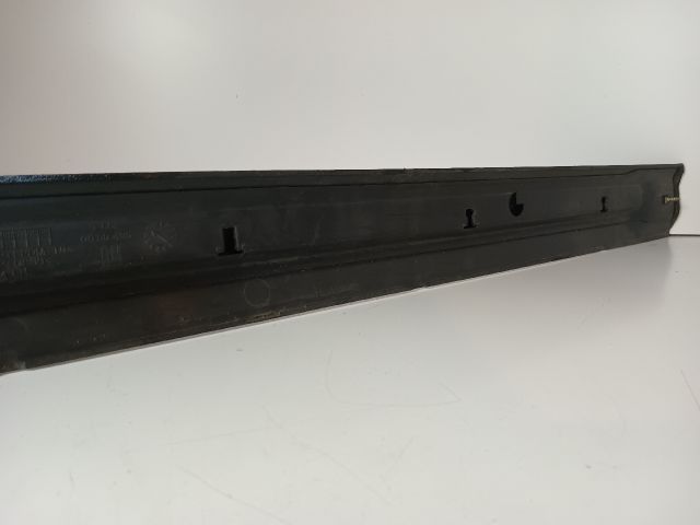 bontott OPEL ZAFIRA A Bal hátsó Ajtó Díszléc