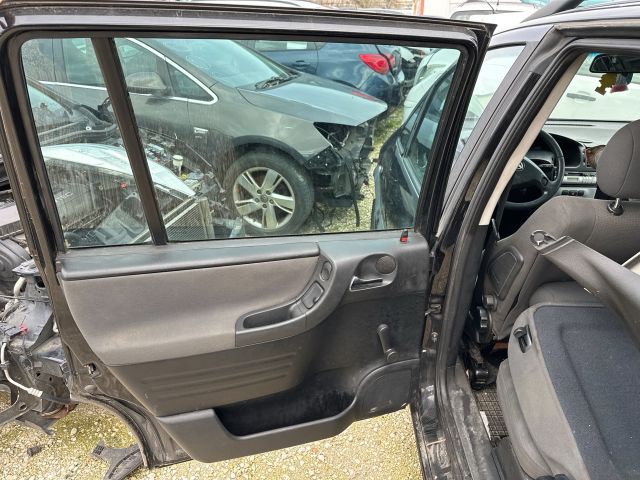 bontott OPEL ZAFIRA A Bal hátsó Ajtó (Részeivel)