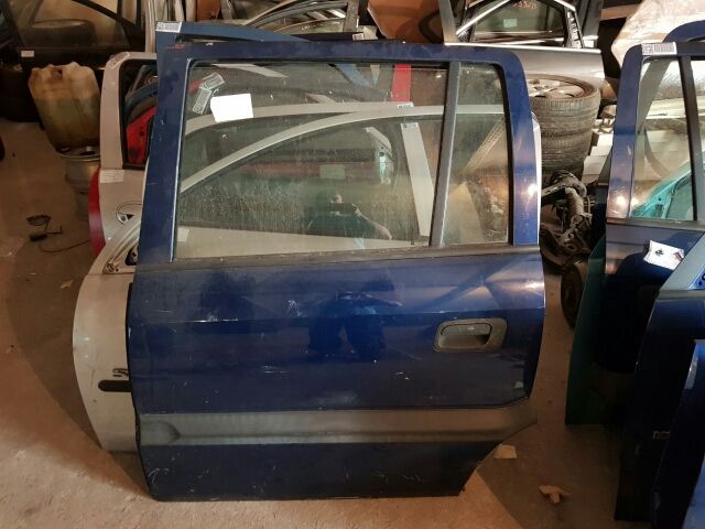 bontott OPEL ZAFIRA A Bal hátsó Ajtó (Üres lemez)