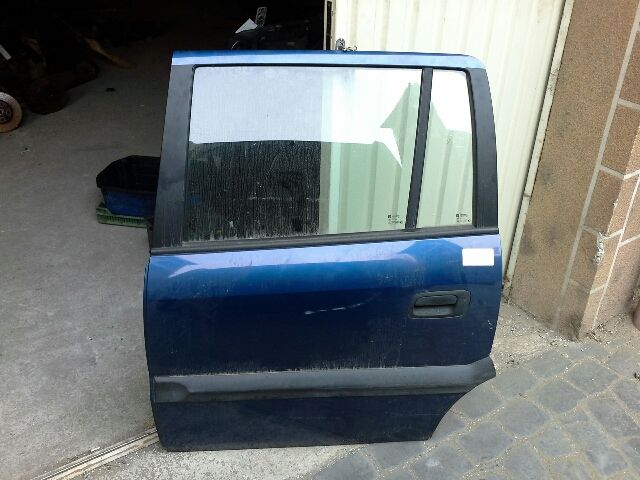 bontott OPEL ZAFIRA A Bal hátsó Ajtó (Üres lemez)