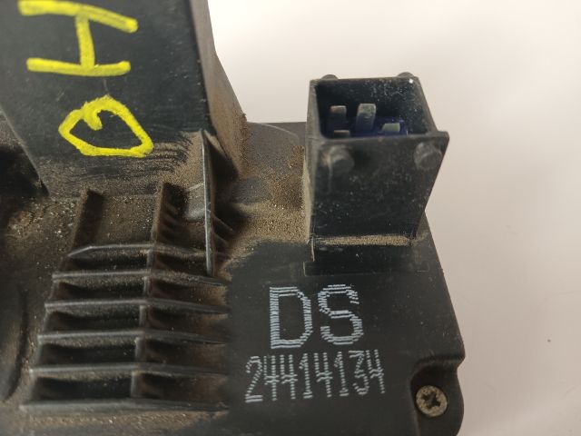 bontott OPEL ZAFIRA A Bal hátsó Ajtózár