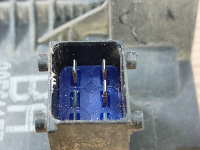 bontott OPEL ZAFIRA A Bal hátsó Ajtózár