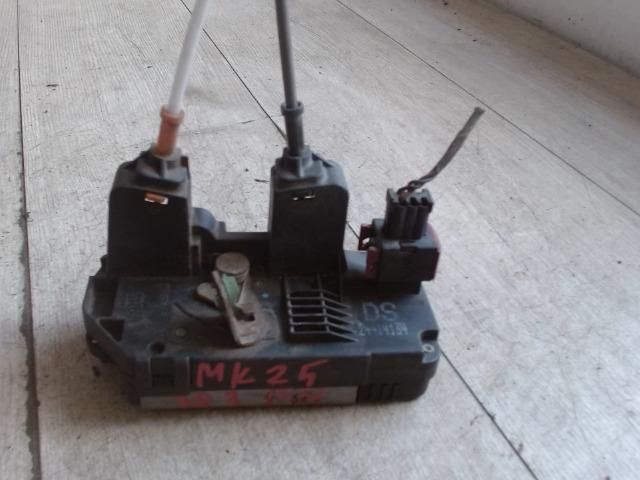 bontott OPEL ZAFIRA A Bal hátsó Ajtózár