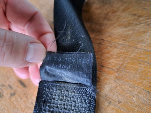 bontott OPEL ZAFIRA A Bal hátsó Biztonsági Öv