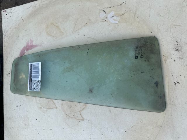 bontott OPEL ZAFIRA A Bal hátsó Fixüveg (Ajtóban)