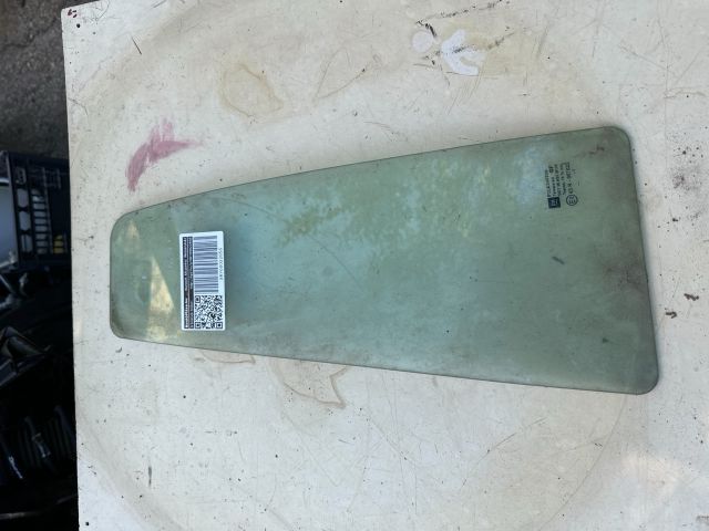 bontott OPEL ZAFIRA A Bal hátsó Fixüveg (Ajtóban)