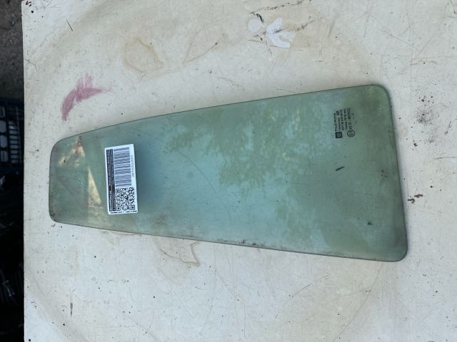 bontott OPEL ZAFIRA A Bal hátsó Fixüveg (Ajtóban)