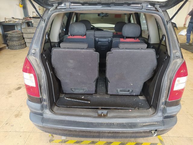 bontott OPEL ZAFIRA A Bal Hátsó Lámpa