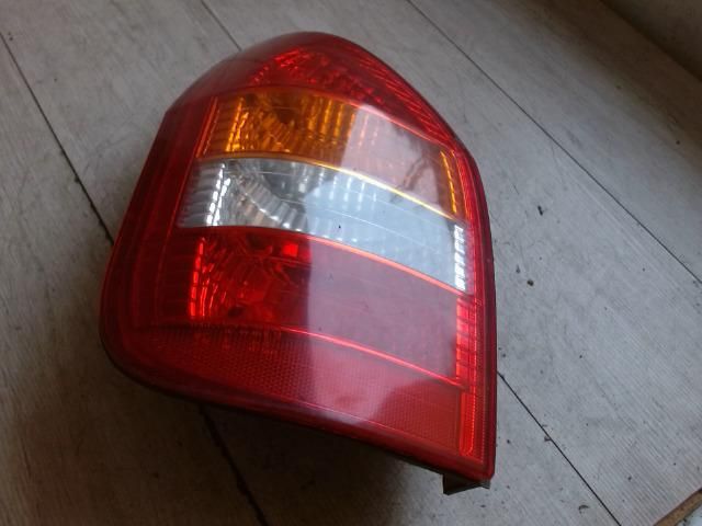 bontott OPEL ZAFIRA A Bal Hátsó Lámpa