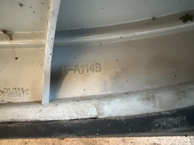 bontott OPEL ZAFIRA A Bal Hátsó Lámpa