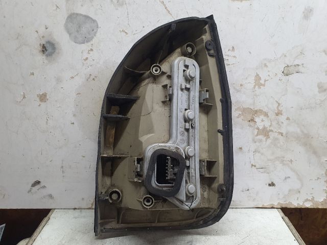 bontott OPEL ZAFIRA A Bal Hátsó Lámpa