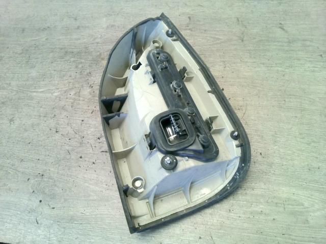 bontott OPEL ZAFIRA A Bal Hátsó Lámpa