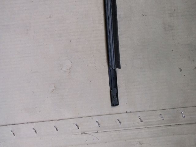 bontott OPEL ZAFIRA A Bal hátsó Vízlehúzó Gumicsík