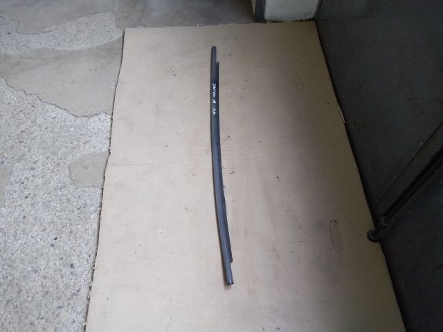 bontott OPEL ZAFIRA A Bal hátsó Vízlehúzó Gumicsík