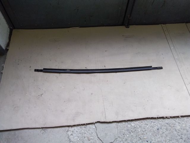 bontott OPEL ZAFIRA A Bal hátsó Vízlehúzó Gumicsík