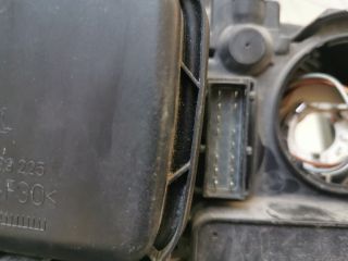 bontott OPEL ZAFIRA A Bal Xenon Fényszóró