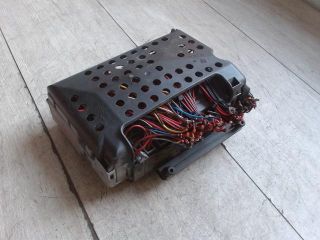 bontott OPEL ZAFIRA A Biztosítéktábla Utastér