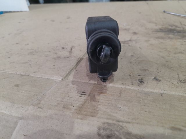 bontott OPEL ZAFIRA A Csomagtér Ajtó Vezérlőegység