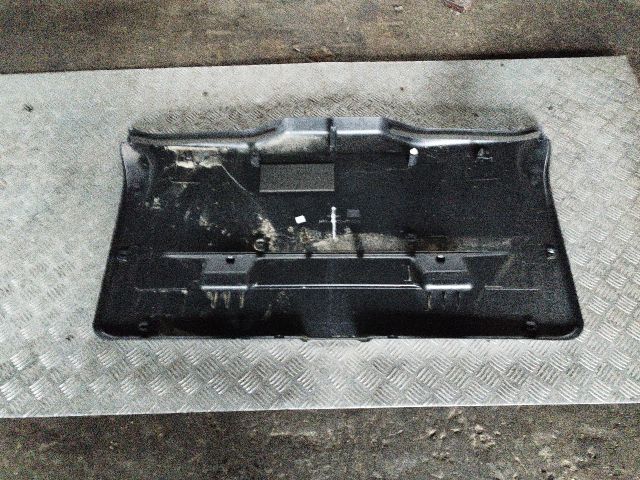 bontott OPEL ZAFIRA A Csomagtérajtó Burkolat (Részeivel)