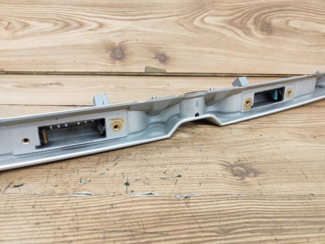 bontott OPEL ZAFIRA A Csomagtérajtó Díszléc