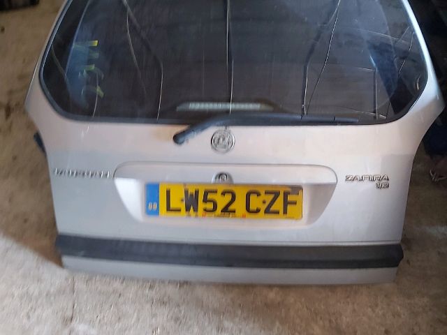 bontott OPEL ZAFIRA A Csomagtérajtó (Részeivel)