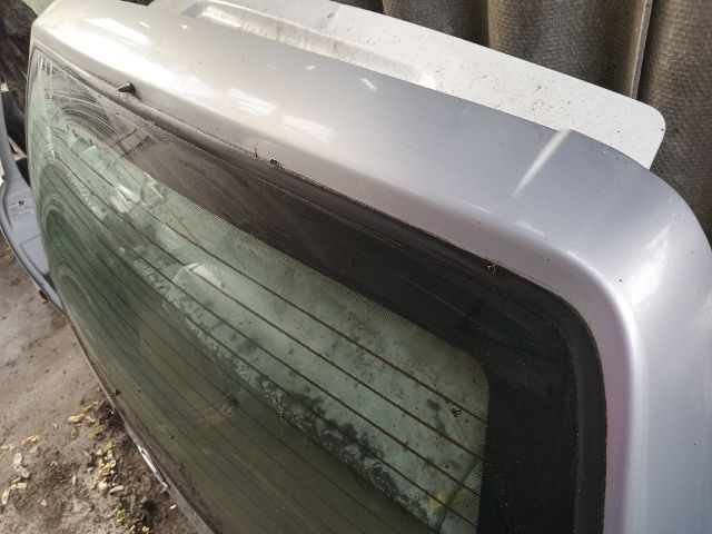 bontott OPEL ZAFIRA A Csomagtérajtó (Részeivel)