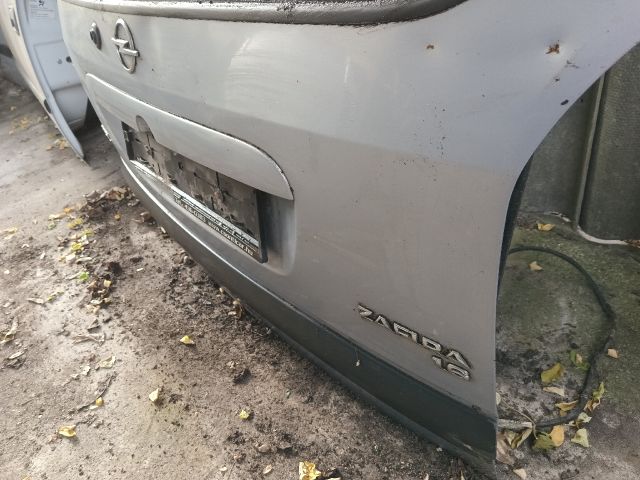 bontott OPEL ZAFIRA A Csomagtérajtó (Részeivel)