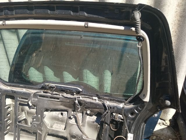 bontott OPEL ZAFIRA A Csomagtérajtó (Részeivel)