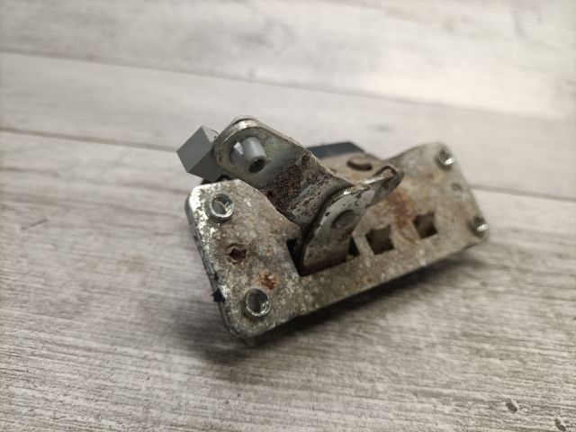 bontott OPEL ZAFIRA A Csomagtérajtó Zárszerkezet