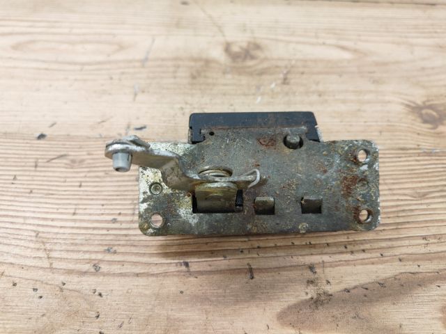 bontott OPEL ZAFIRA A Csomagtérajtó Zárszerkezet