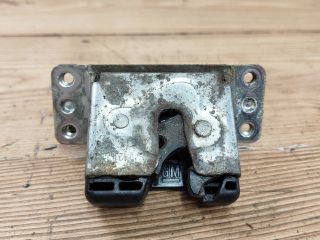 bontott OPEL ZAFIRA A Csomagtérajtó Zárszerkezet