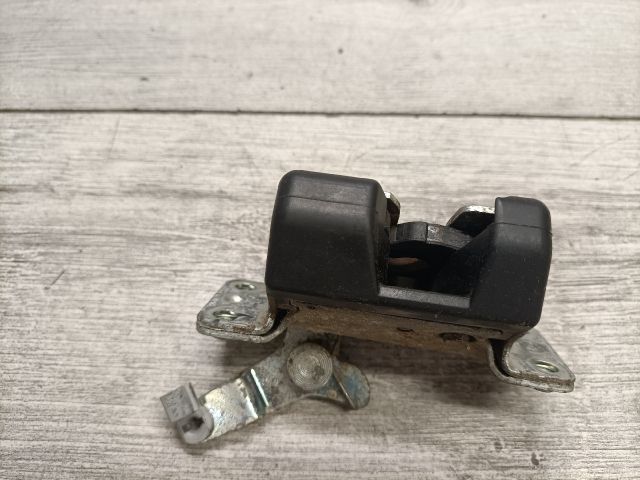 bontott OPEL ZAFIRA A Csomagtérajtó Zárszerkezet