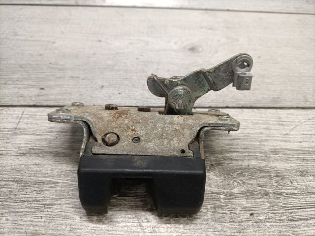 bontott OPEL ZAFIRA A Csomagtérajtó Zárszerkezet