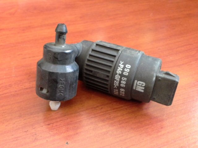 bontott OPEL ZAFIRA A Első Ablakmosó Szivattyú