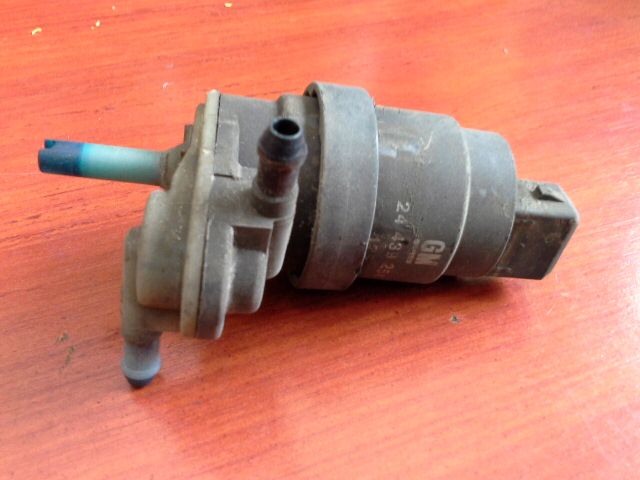 bontott OPEL ZAFIRA A Első Ablakmosó Szivattyú