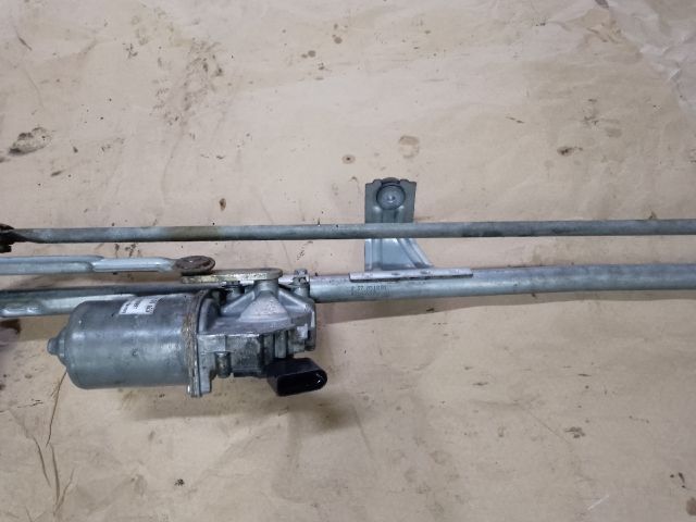 bontott OPEL ZAFIRA A Első Ablaktörlő Szerkezet Motorral