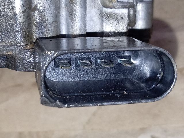 bontott OPEL ZAFIRA A Első Ablaktörlő Szerkezet Motorral