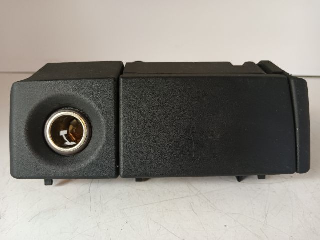 bontott OPEL ZAFIRA A Első Hamutartó