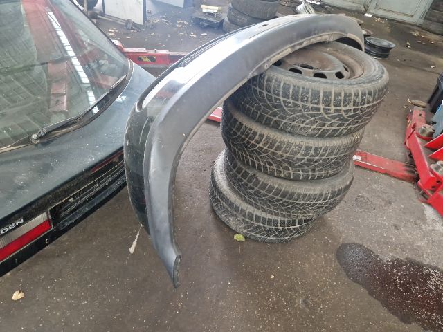 bontott OPEL ZAFIRA A Első Lökhárító (Részeivel)