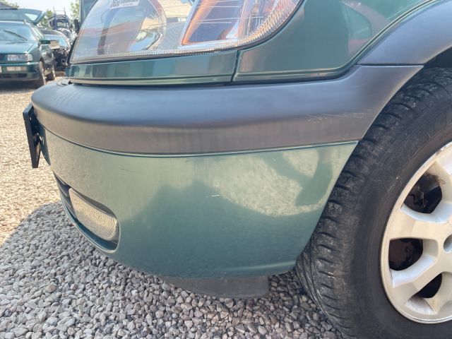 bontott OPEL ZAFIRA A Első Lökhárító (Részeivel)