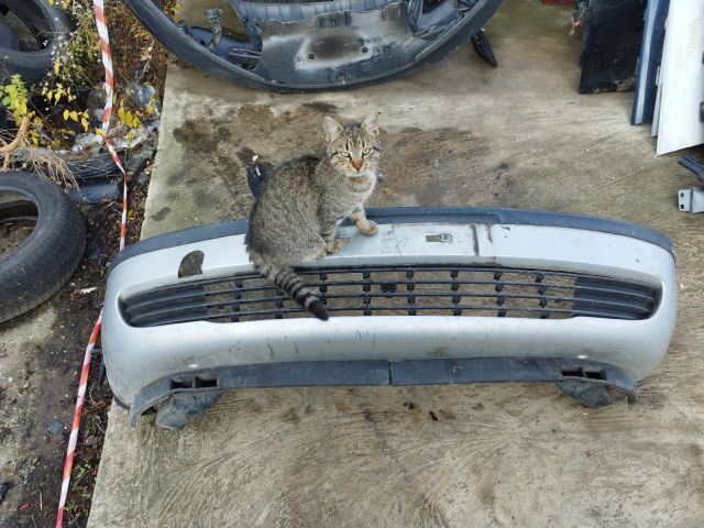 bontott OPEL ZAFIRA A Első Lökhárító (Részeivel)