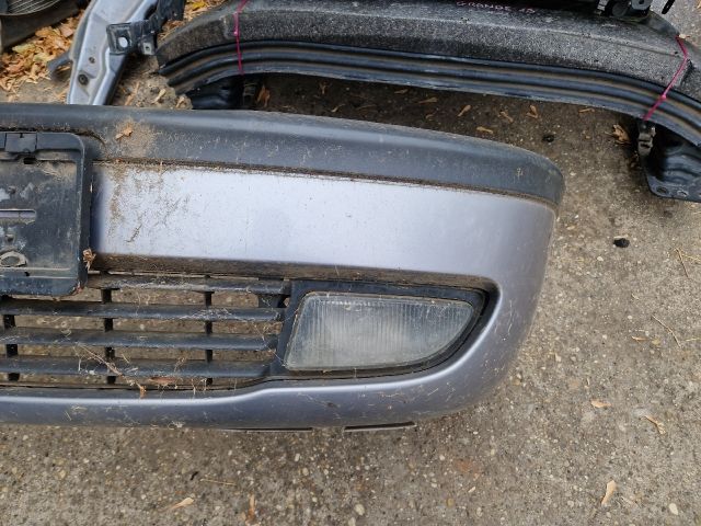 bontott OPEL ZAFIRA A Első Lökhárító (Részeivel)