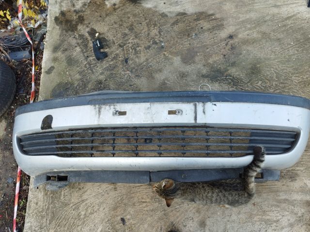 bontott OPEL ZAFIRA A Első Lökhárító (Részeivel)