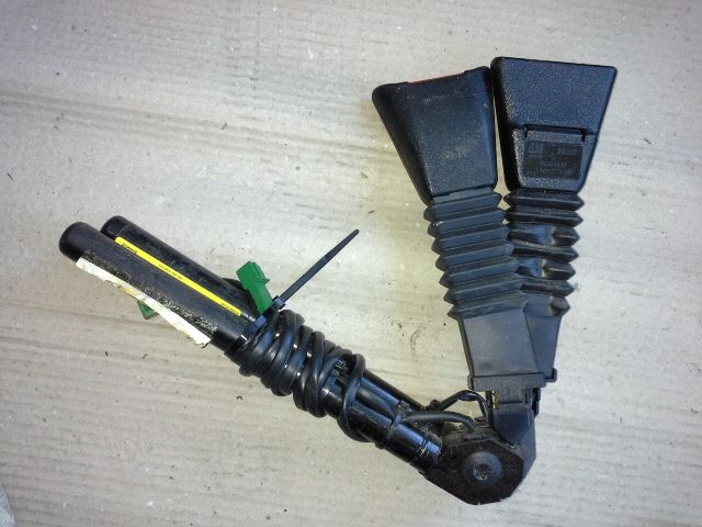 bontott OPEL ZAFIRA A Első Pár Övfeszítő