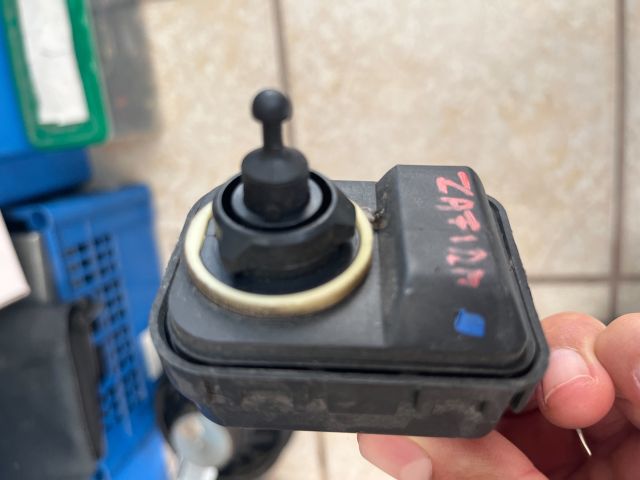 bontott OPEL ZAFIRA A Fényszórómagasság Állító Motor (Pozíciófüggetlen)