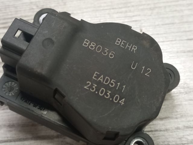 bontott OPEL ZAFIRA A Fűtés Állító Motor