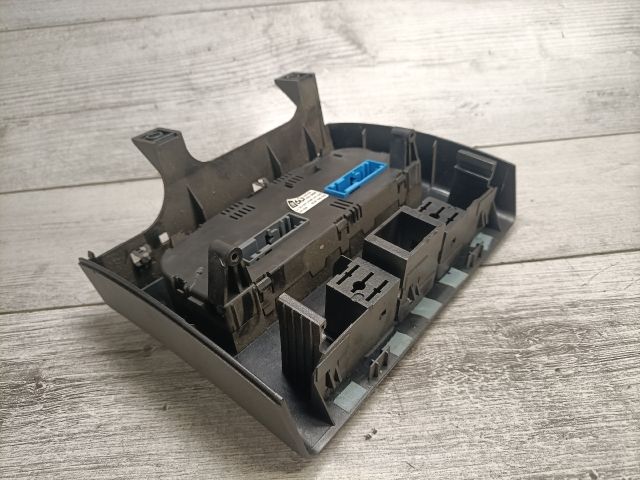 bontott OPEL ZAFIRA A Fűtéskapcsoló (digit klímás)