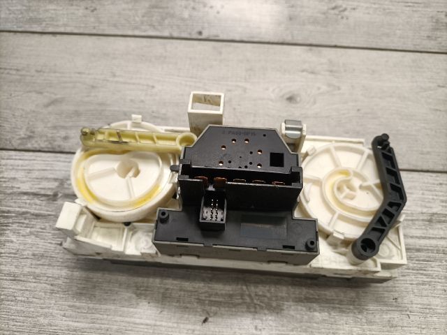 bontott OPEL ZAFIRA A Fűtéskapcsoló (manuális klímás)