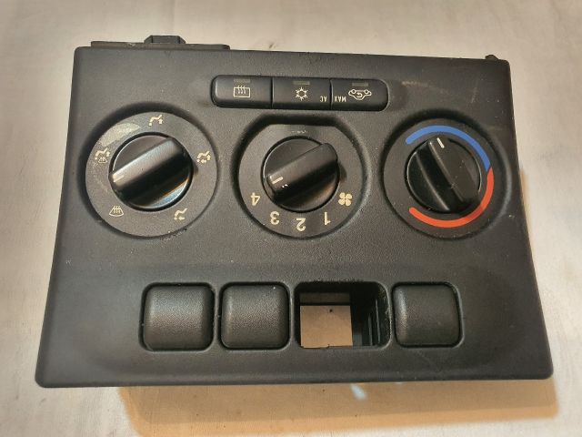 bontott OPEL ZAFIRA A Fűtéskapcsoló (manuális klímás)